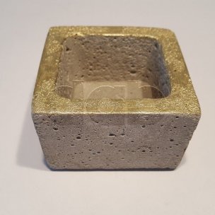 Quadratische Schale aus Beton mit Goldrand